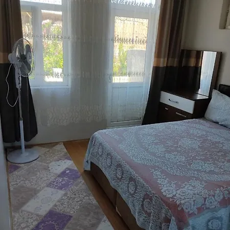 Nyaraló Ayvalikta Gunluk Kiralik Ev